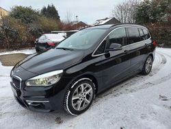 Schwarz Gebraucht 2017 BMW 218 Gran Tourer Luxury Line Van / Kleinbus | 13.250 € (Fairer Preis)