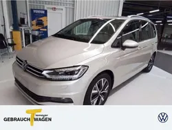 Ivory silver metallic Gebraucht 2024 VW Touran Move Van / Kleinbus | 36.950 € (Etwas zu teuer)