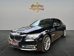 Black sapphire metallic Gebraucht 2013 BMW 730 Comfort Edition Limousine | 20.490 € (Etwas zu teuer)