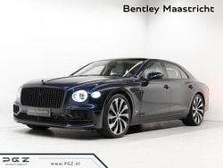 Blau Gebraucht 2021 Bentley Flying Spur Limousine | 175.328 € (Etwas zu teuer)