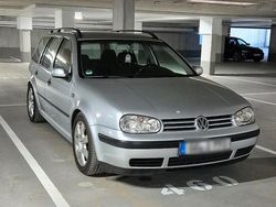 Silber Gebraucht 2002 VW Golf IV Kombi | 2.999 €