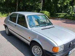 Silber Gebraucht 1983 Alfa Romeo Alfasud Limousine | 8.800 €