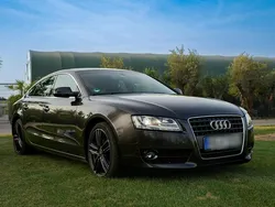 Schwarz Gebraucht 2011 Audi A5 S-Line Coupé | 8.800 €