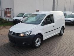 Weiß Gebraucht 2015 VW Caddy Van / Kleinbus | 6.400 € (Guter Preis)