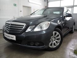 Grau Gebraucht 2009 Mercedes E220 Limousine | 6.490 € (Superpreis)