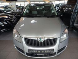 Silber Gebraucht 2010 Skoda Fabia Classic Limousine | 5.999 € (Teuer)