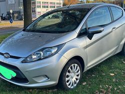 Silber Gebraucht 2010 Ford Fiesta Kleinwagen | 2.200 € (Superpreis)