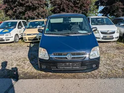 Blau Gebraucht 2006 Opel Agila Kleinwagen | 1.400 €