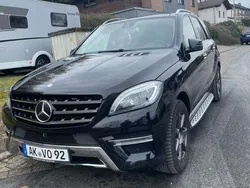 Schwarz Gebraucht 2014 Mercedes ML350 SUV | 27.000 € (Fairer Preis)