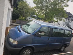 Blau Gebraucht 1998 VW T4 Van | 2.200 €