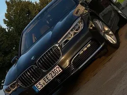 Grau Gebraucht 2016 BMW 730 Limousine | 35.000 €
