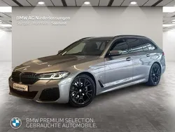 Grau Gebraucht 2022 BMW 520 M Sport Kombi | 44.590 € (Teuer)