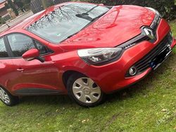 Rot Gebraucht 2013 Renault Clio IV Kleinwagen | 4.400 € (Fairer Preis)