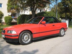 Rot Gebraucht 2000 BMW 318 Cabriolet Sport Line Cabrio | 13.995 €
