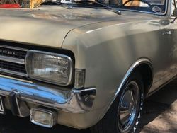 Beige Gebraucht 1967 Opel Rekord Limousine | 9.500 €