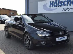 Schwarz Gebraucht 2011 VW Eos Cabrio | 15.750 €