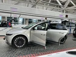 Silber Gebraucht 2022 Hyundai Ioniq 5 SUV | 36.900 € (Teuer)