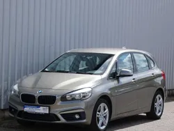 Silber Gebraucht 2015 BMW 225 Active Tourer Performance Van / Kleinbus | 15.900 € (Fairer Preis)