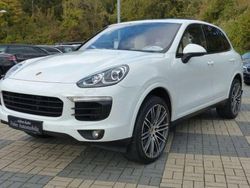 Weiß Gebraucht 2016 Porsche Cayenne SUV | 38.990 € (Etwas zu teuer)