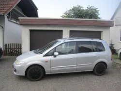 Silber Gebraucht 2002 Mazda Premacy Active Van / Kleinbus | 888 € (Guter Preis)