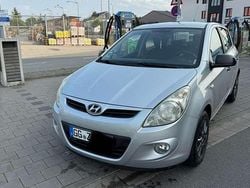 Grau Gebraucht 2010 Hyundai i20 Classic Kleinwagen | 1.899 € (Superpreis)