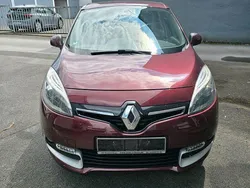 Rot Gebraucht 2014 Renault Scénic III Bose Edition Van / Kleinbus | 4.900 € (Superpreis)