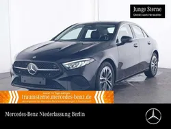 Schwarz Gebraucht 2024 Mercedes A200 Progressive Limousine | 31.490 € (Fairer Preis)
