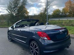 Blau Gebraucht 2013 Peugeot 207 CC Cabrio | 2.800 € (Guter Preis)