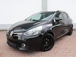 Schwarz Gebraucht 2016 Renault Clio IV LIMITED Limousine | 10.999 € (Fairer Preis)
