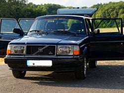 Blau Gebraucht 1991 Volvo 240 Kombi | 8.650 €