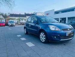 Blau Gebraucht 2008 Ford Fiesta Kleinwagen | 1.490 € (Guter Preis)