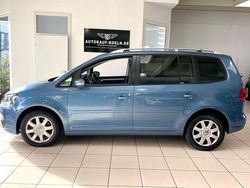 Blau Gebraucht 2013 VW Touran Life Van / Kleinbus | 10.990 € (Fairer Preis)