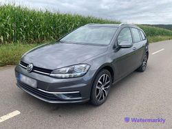 Grau Gebraucht 2018 VW Golf VII Comfortline Kombi | 15.900 € (Etwas zu teuer)