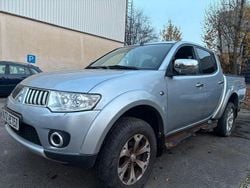 Grau Gebraucht 2014 Mitsubishi L200 Plus Abholung | 10.700 €
