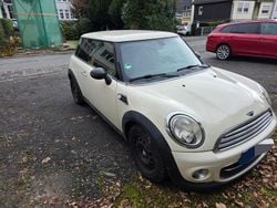 Beige Gebraucht 2011 Mini ONE Kleinwagen | 2.500 € (Guter Preis)