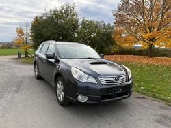 Grau Gebraucht 2012 Subaru Legacy Comfort Kombi | 7.900 €