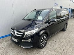 Obsidianschwarz Gebraucht 2021 Mercedes V300 Van / Kleinbus | 53.999 € (Fairer Preis)