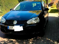 Schwarz Gebraucht 2005 VW Golf V Kleinwagen | 3.500 € (Etwas zu teuer)