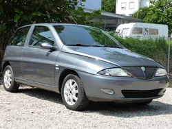Grau Gebraucht 2003 Lancia Ypsilon Kleinwagen | 350 €
