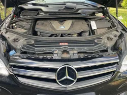 Schwarz Gebraucht 2009 Mercedes R320 Van / Kleinbus | 3.999 € (Guter Preis)