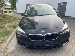 Schwarz Gebraucht 2015 BMW 218 Active Tourer Performance Van / Kleinbus | 7.490 € (Teuer)