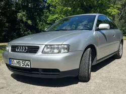 Silber Gebraucht 2000 Audi A3 Ambiente Limousine | 1.985 € (Fairer Preis)