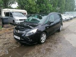 Schwarz Gebraucht 2013 Opel Zafira Tourer Edition Van / Kleinbus | 6.170 € (Fairer Preis)