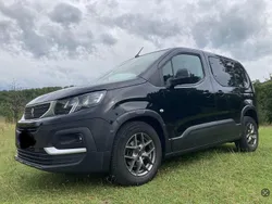 Schwarz Gebraucht 2021 Peugeot Rifter Allure Van / Kleinbus | 14.990 € (Superpreis)