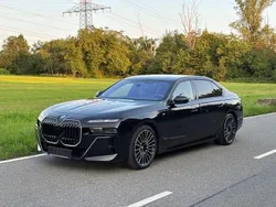 Carbonschwarz metallic Gebraucht 2024 BMW i7 Performance Limousine | 139.900 €