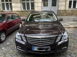 Braun Gebraucht 2010 Mercedes E350 Limousine | 13.500 € (Etwas zu teuer)
