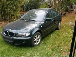 Grün Gebraucht 2002 BMW 316 Limousine | 1.350 € (Superpreis)