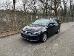 Schwarz Gebraucht 2016 VW Golf VII Allstar Kombi | 9.999 € (Guter Preis)