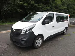 Weiß Gebraucht 2017 Opel Vivaro Van | 9.300 € (Teuer)