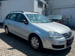 Silber Gebraucht 2008 VW Golf VI Comfortline Kombi | 2.999 €